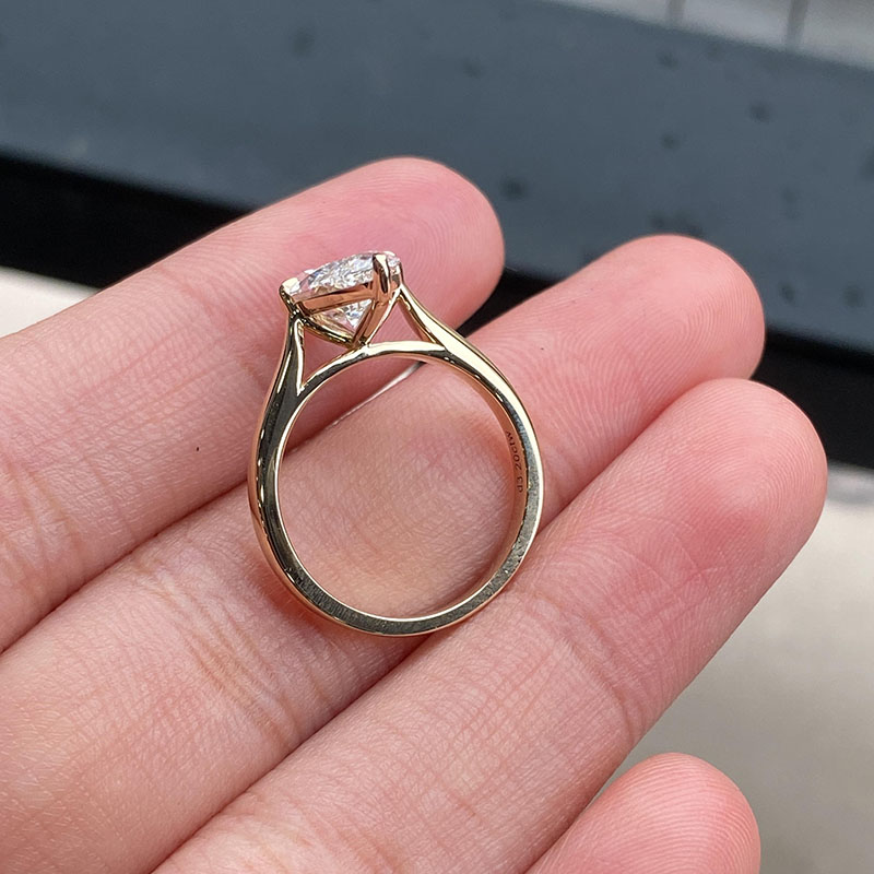 14K Yellow Gold Simple 2Ct EF/ - Body Jewelry Vch recension och pris