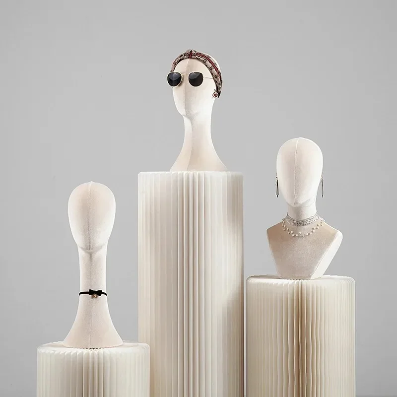 Mannequin Head With Shoulders  - Body Jewelry Display Ideas recension och pris
