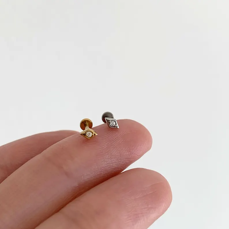 AIDE 1Pc 925 Sterling Silver R - Tragus Flat Back recension och pris