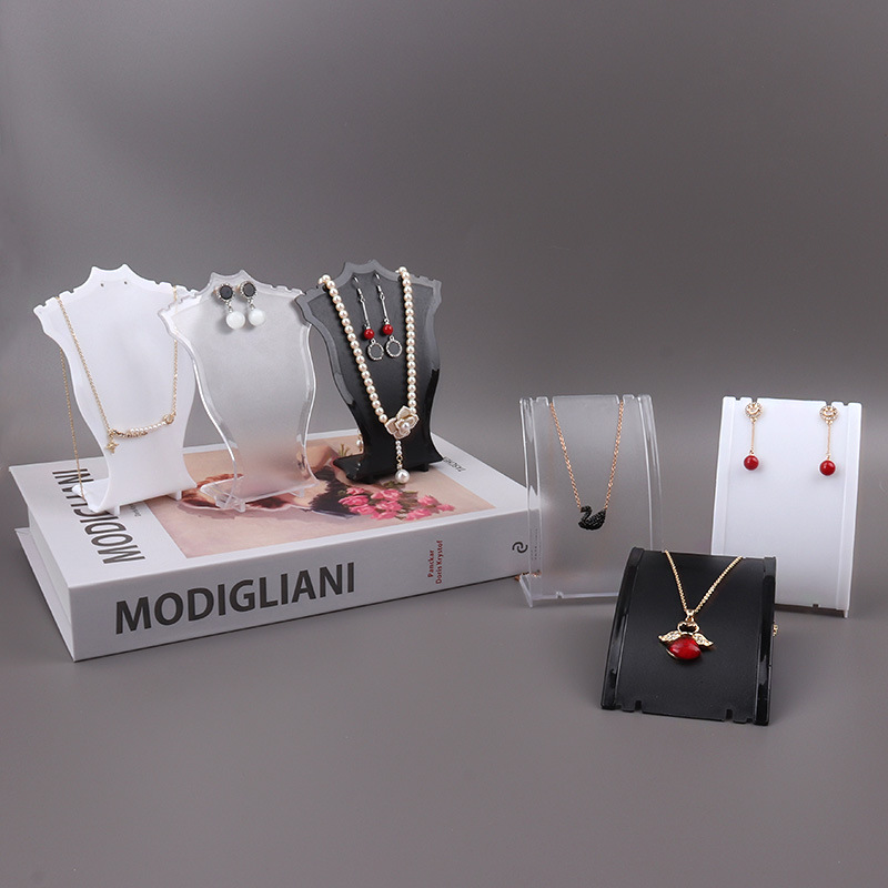 Acrylic Mini Necklace Display  - Body Jewelry Display Ideas recension och pris